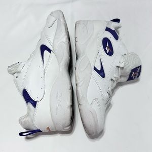 Reebok White Chunky Sneakers Size Men’s 6 Women 7.5